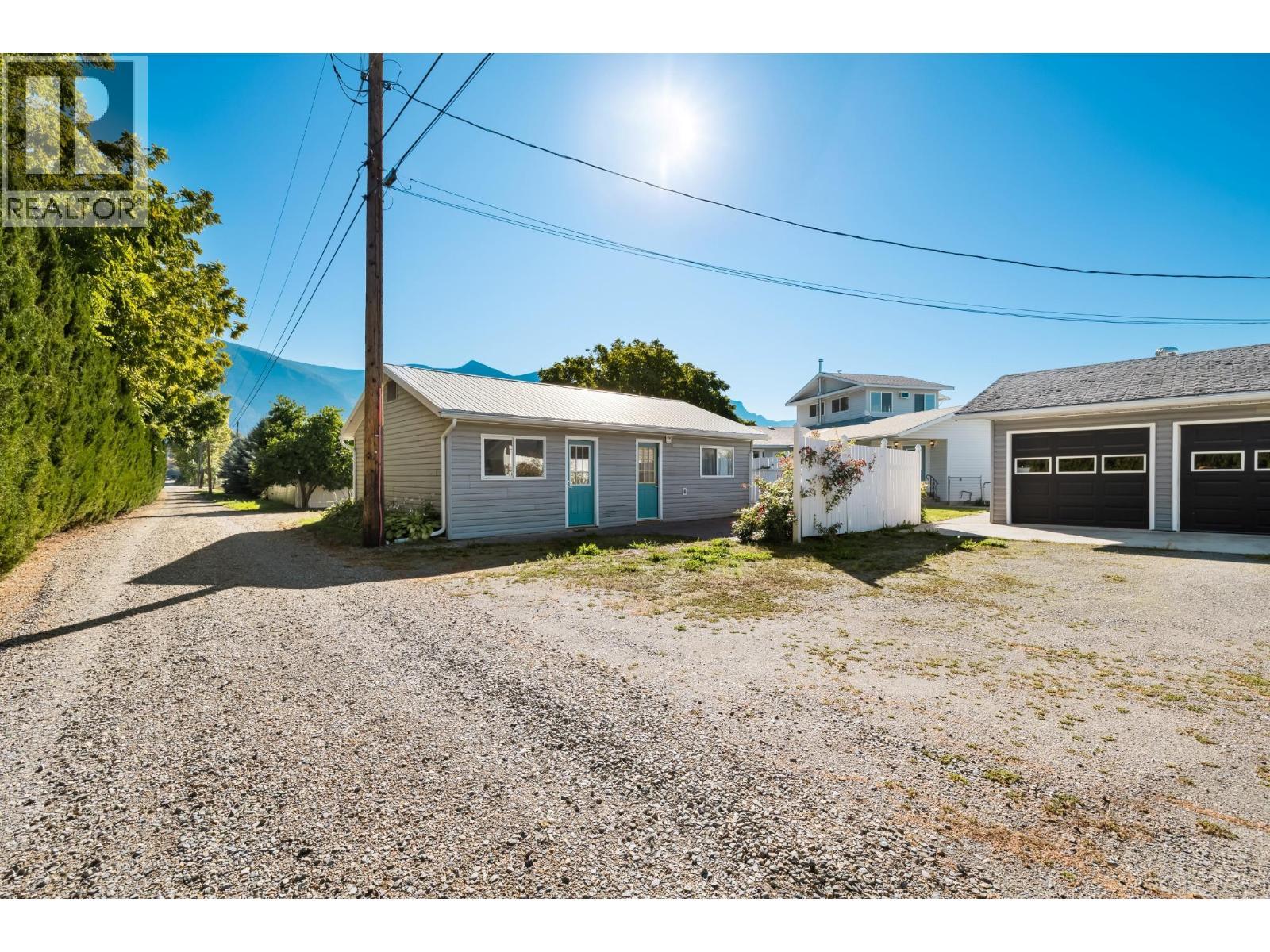 409 33Rd Avenue, Creston, BC