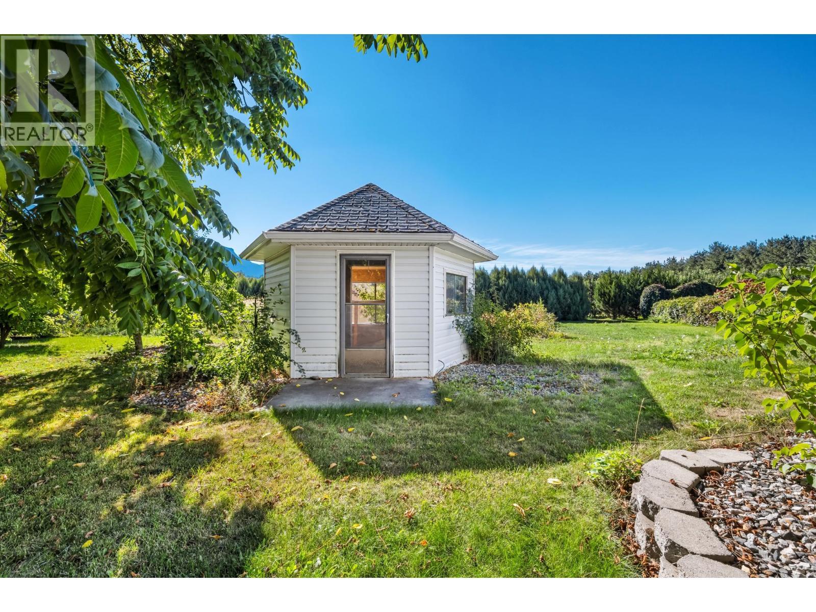 409 33Rd Avenue, Creston, BC