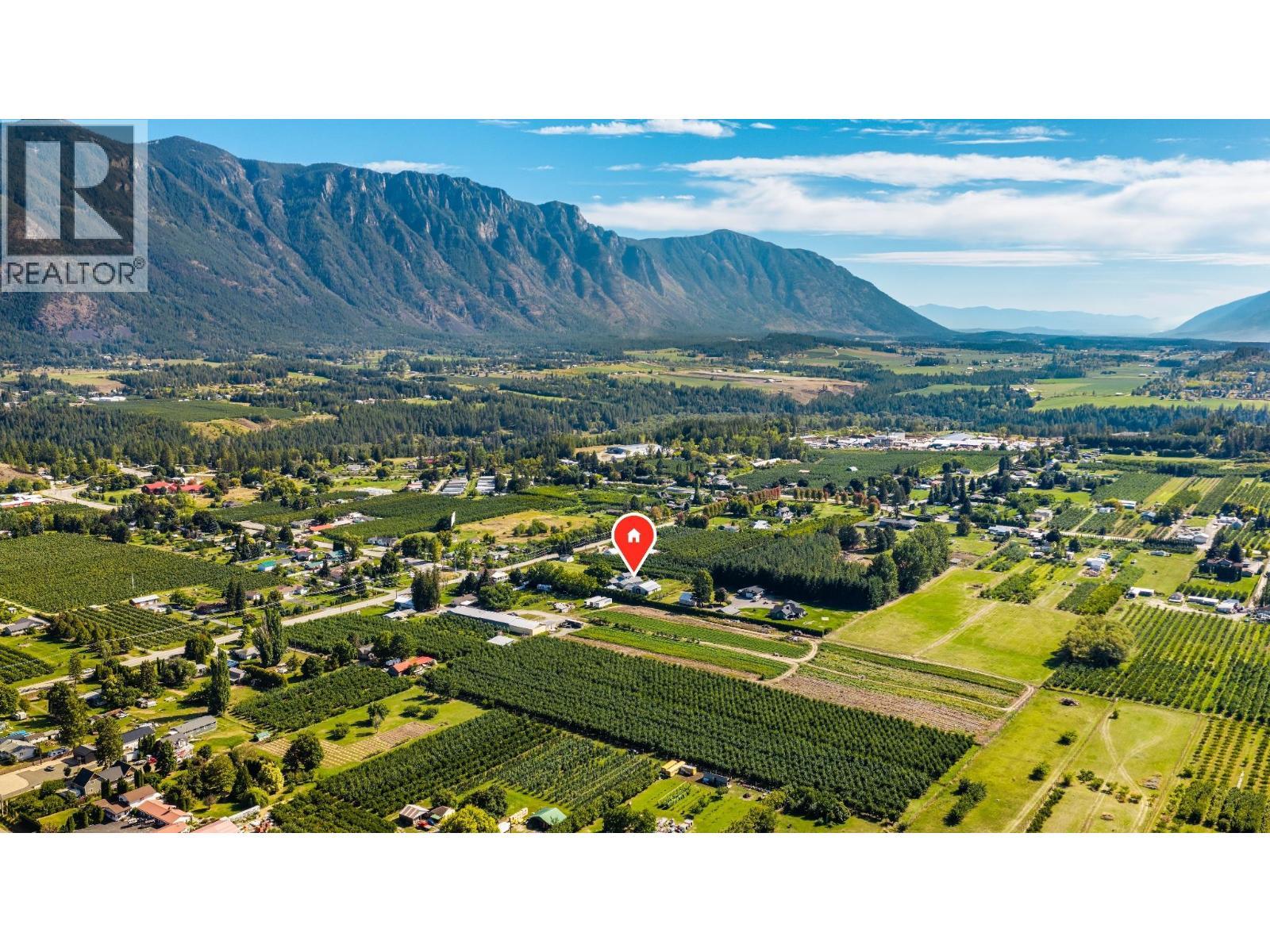 409 33Rd Avenue, Creston, BC