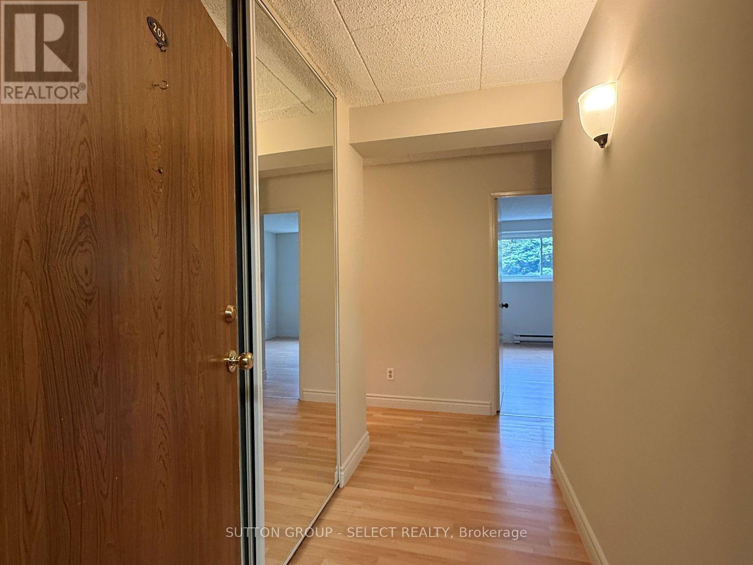 203 - 80 Breckenridge Drive, Kitchener, ON