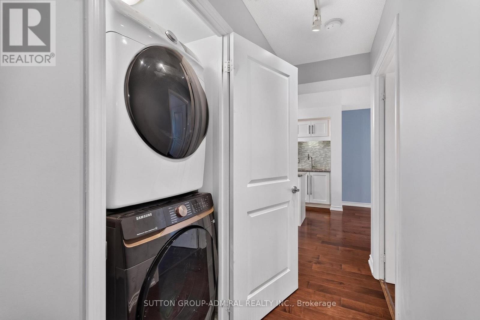 1203 - 18 Harding Boulevard, Richmond Hill, ON