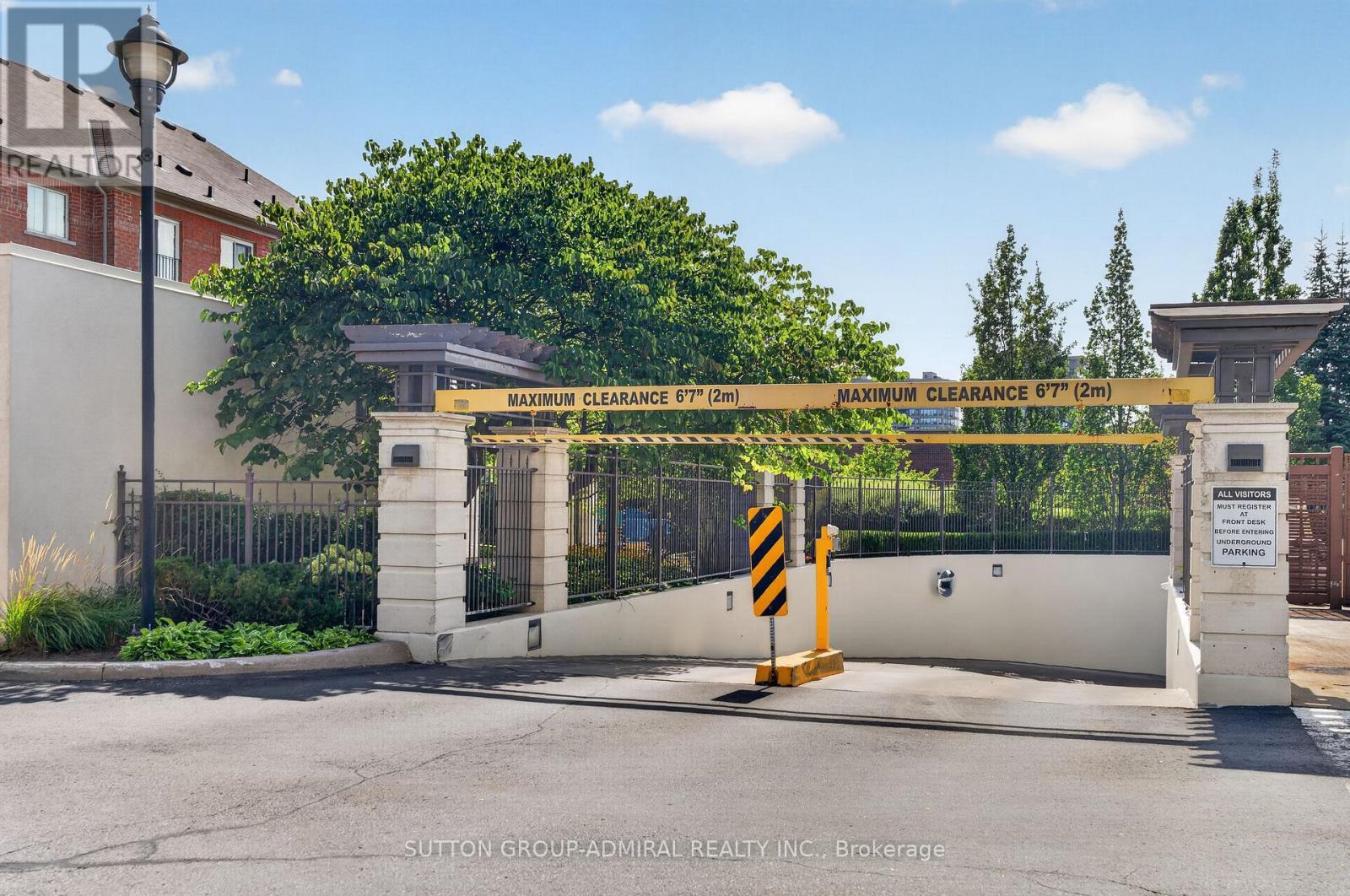 1203 - 18 Harding Boulevard, Richmond Hill, ON