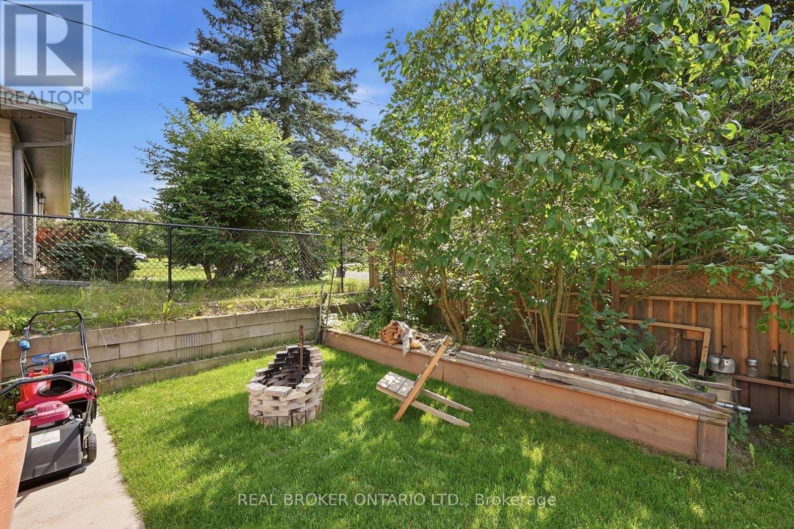 21 Oakwood Avenue, Kitchener, ON