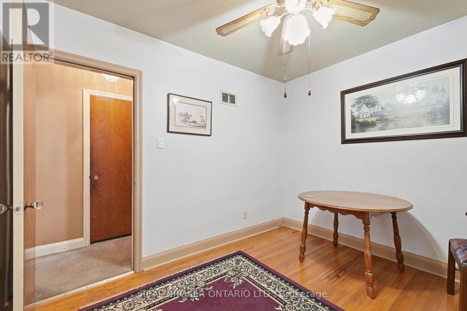 21 Oakwood Avenue, Kitchener, ON