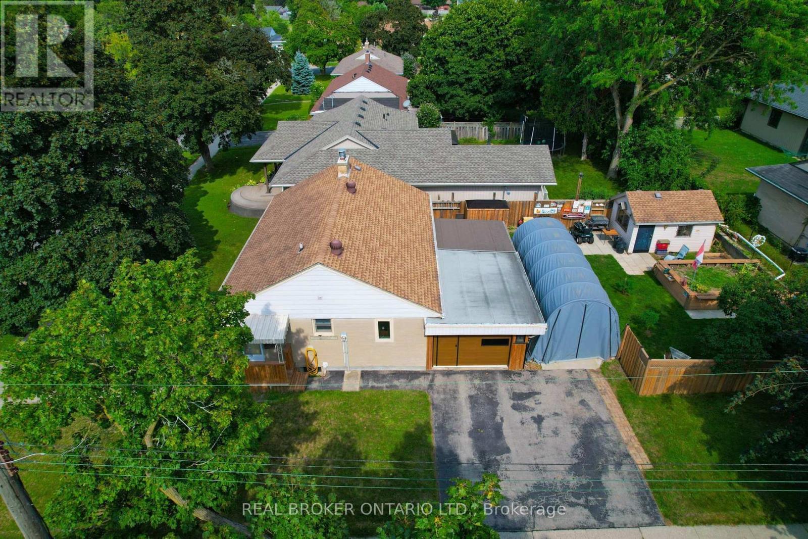 21 Oakwood Avenue, Kitchener, ON