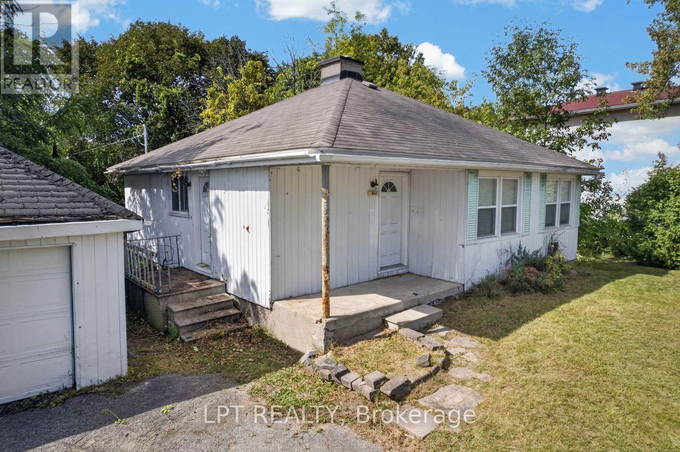 868 Mountainview Avenue, Ottawa, ON
