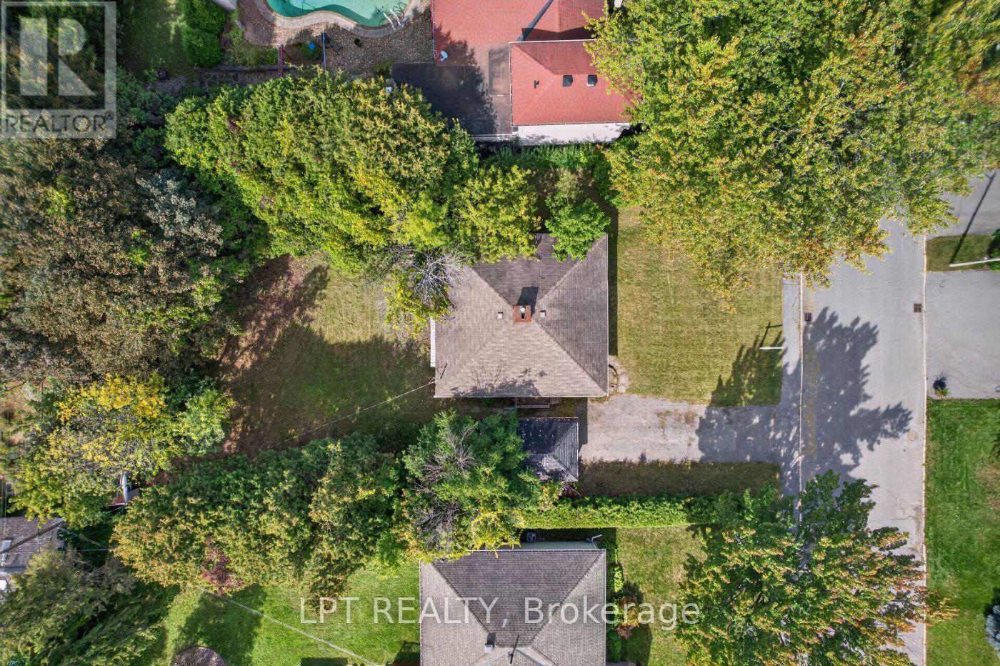 868 Mountainview Avenue, Ottawa, ON