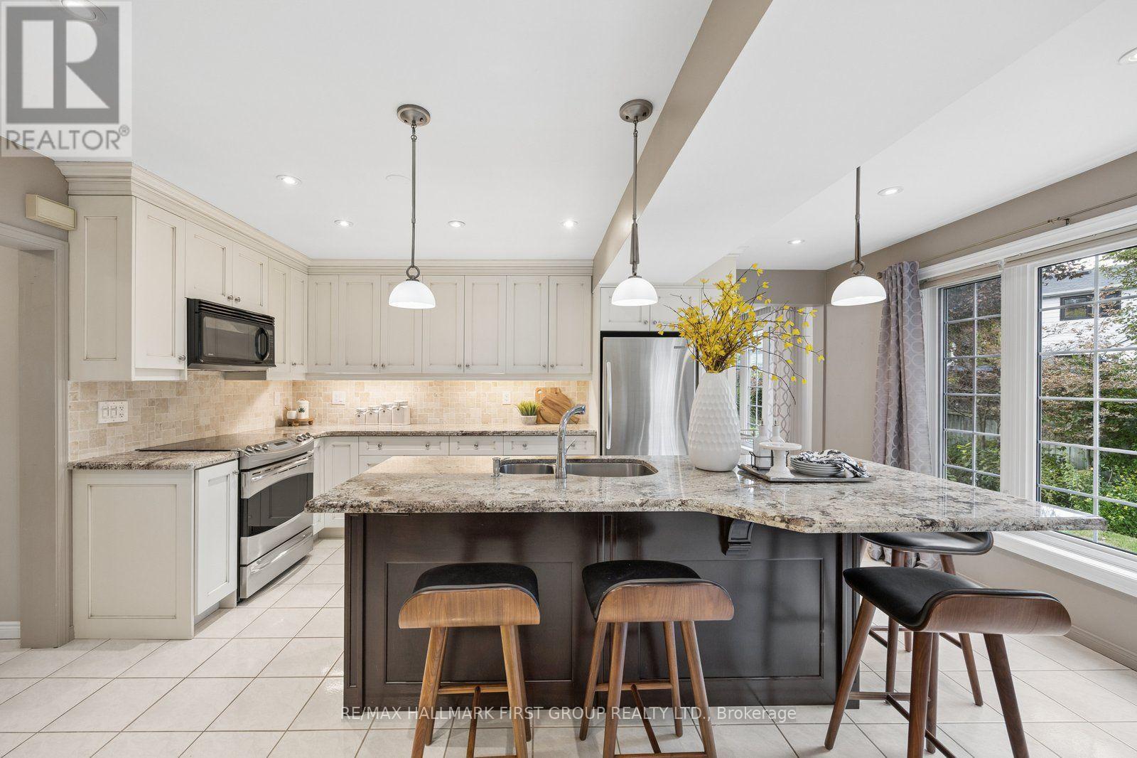 920 Essa Crescent, Pickering, ON