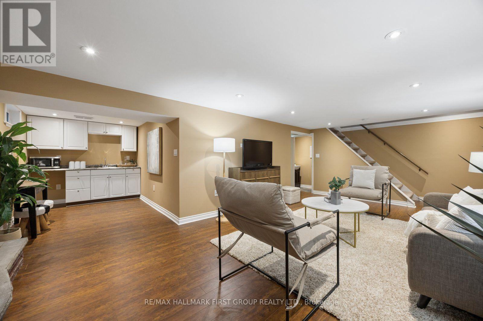 920 Essa Crescent, Pickering, ON
