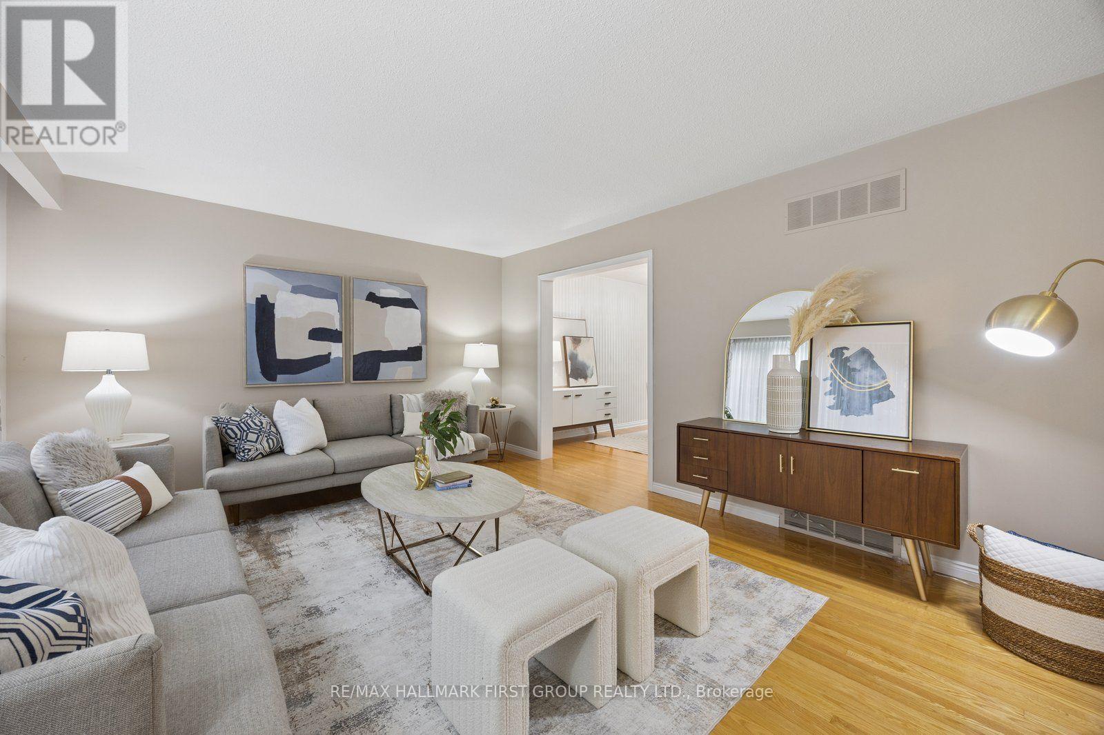 920 Essa Crescent, Pickering, ON