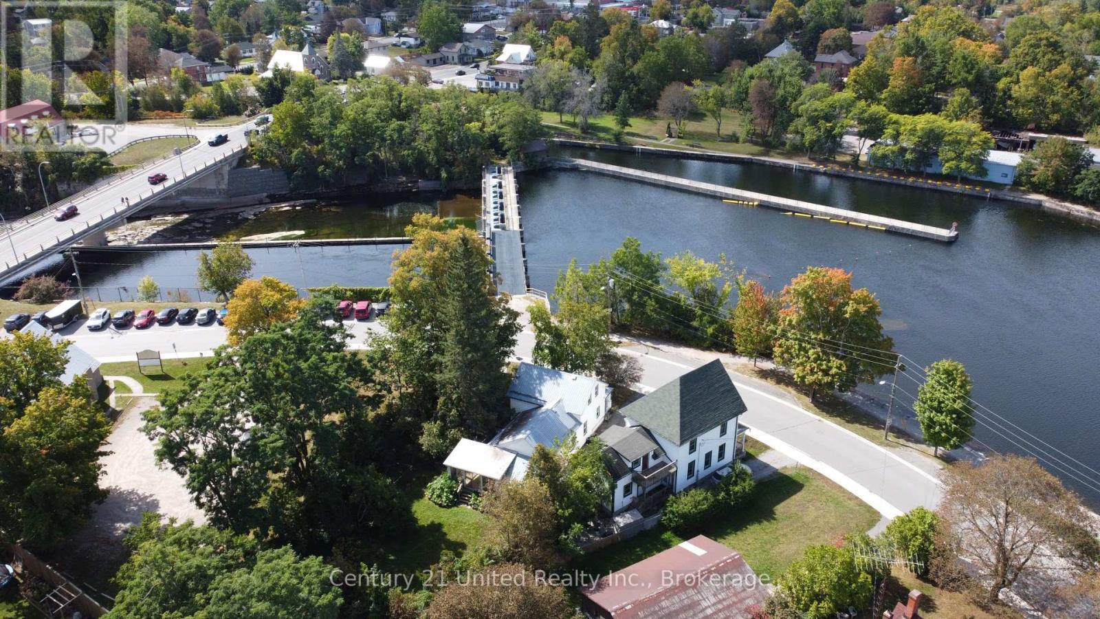136 Water Street, Selwyn, ON