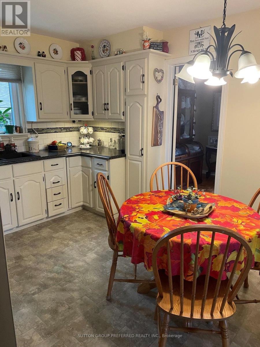 20 Cedarwoods Crescent, Chatham-Kent, ON