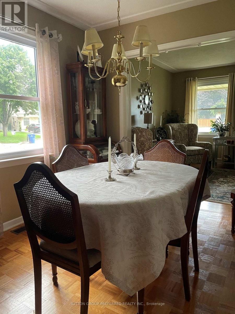 20 Cedarwoods Crescent, Chatham-Kent, ON