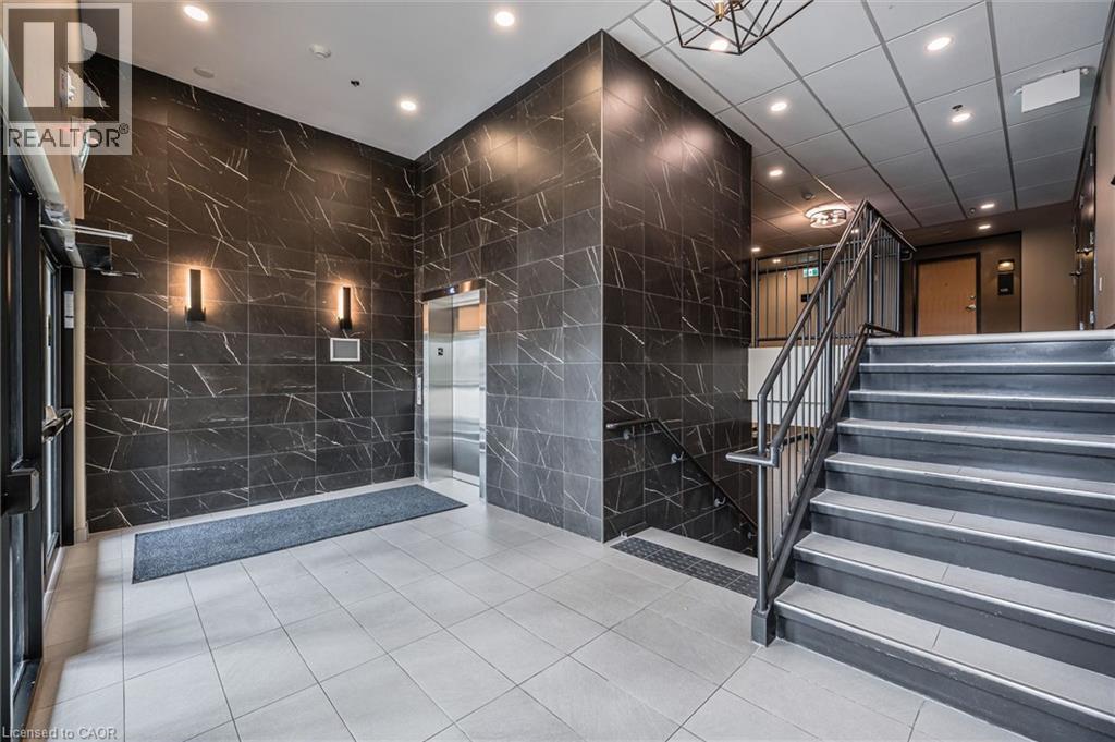 249 Grey Silo Road Unit# 202, Waterloo, ON