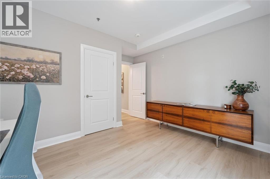 249 Grey Silo Road Unit# 202, Waterloo, ON