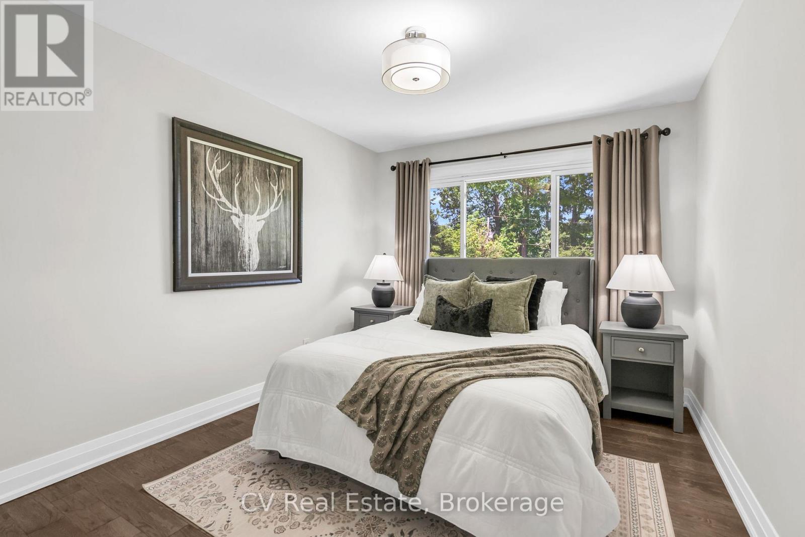 22 Baycrest Drive, Barrie (North Shore), ON