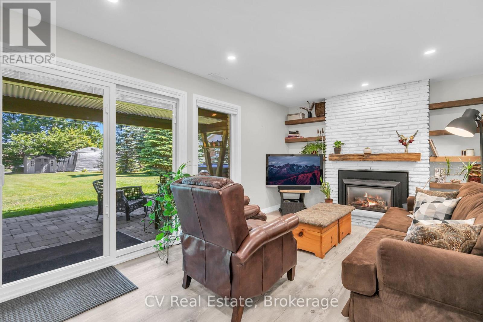 22 Baycrest Drive, Barrie (North Shore), ON