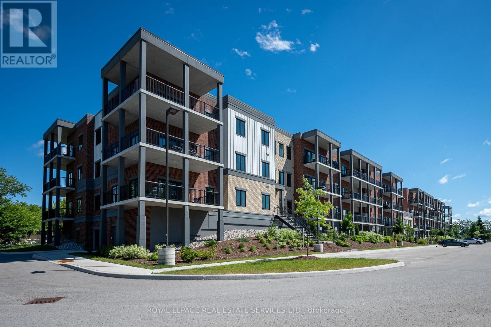 314 - 121 Mary Street, Clearview, ON