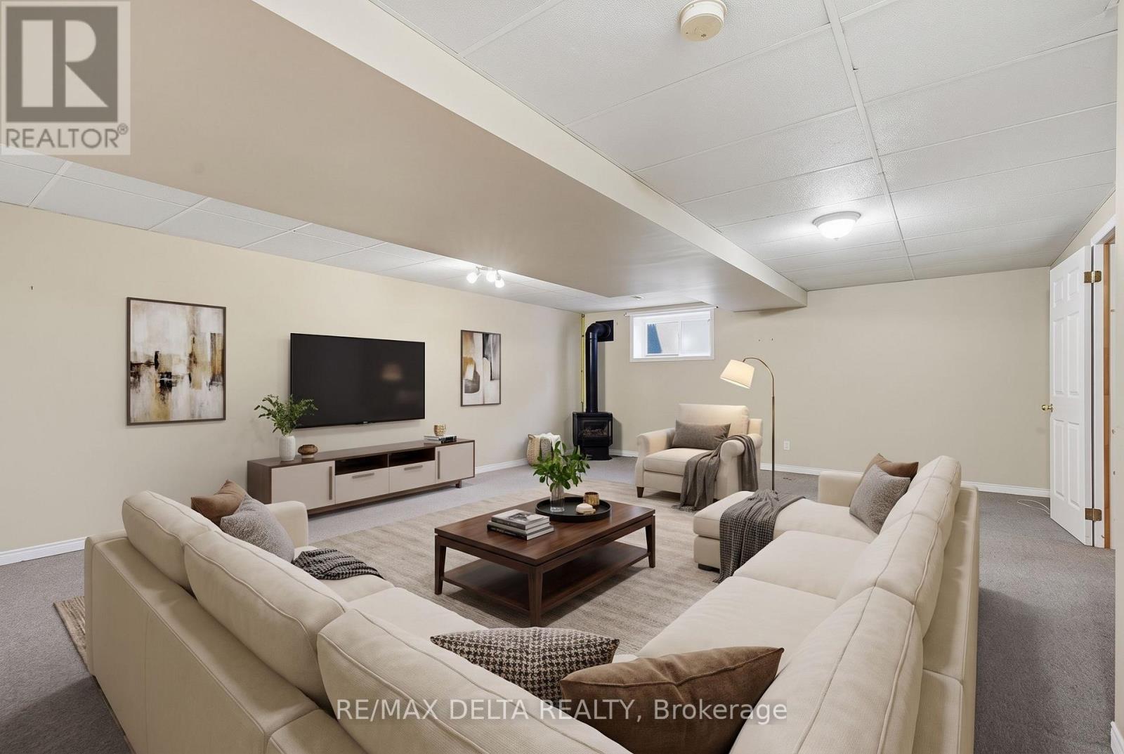 851 Nelson Street W, Hawkesbury, ON