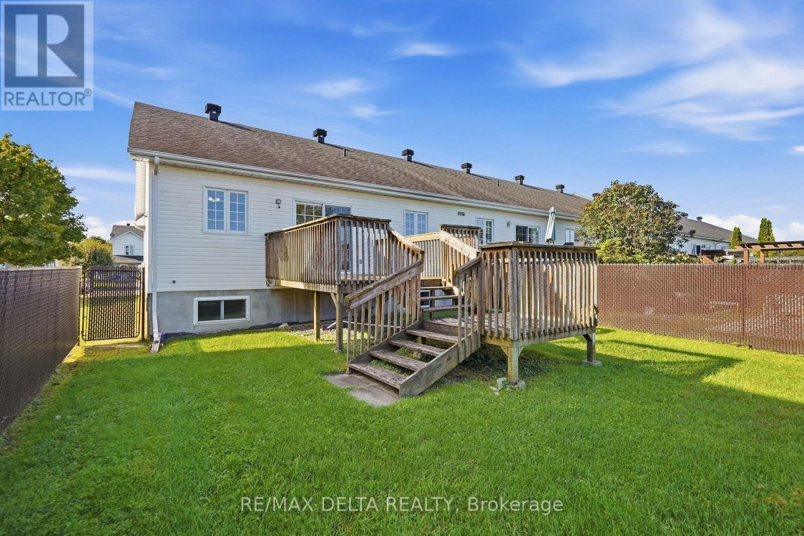 851 Nelson Street W, Hawkesbury, ON