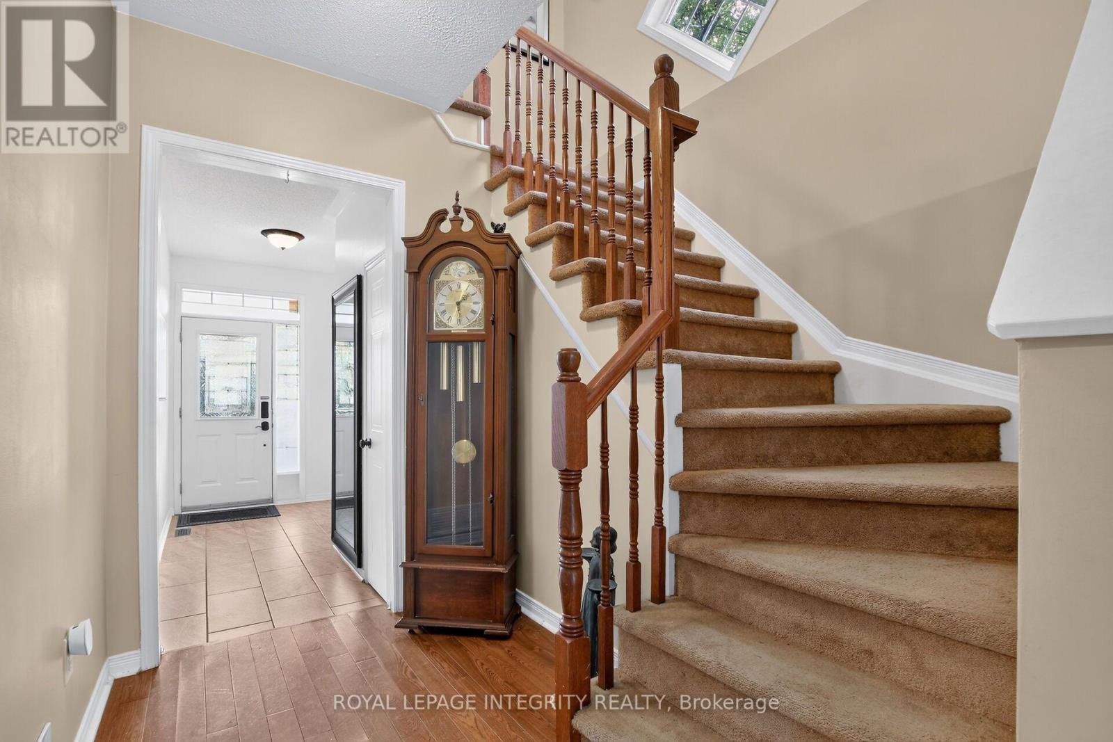 1 Chantilly Gate, Ottawa, ON