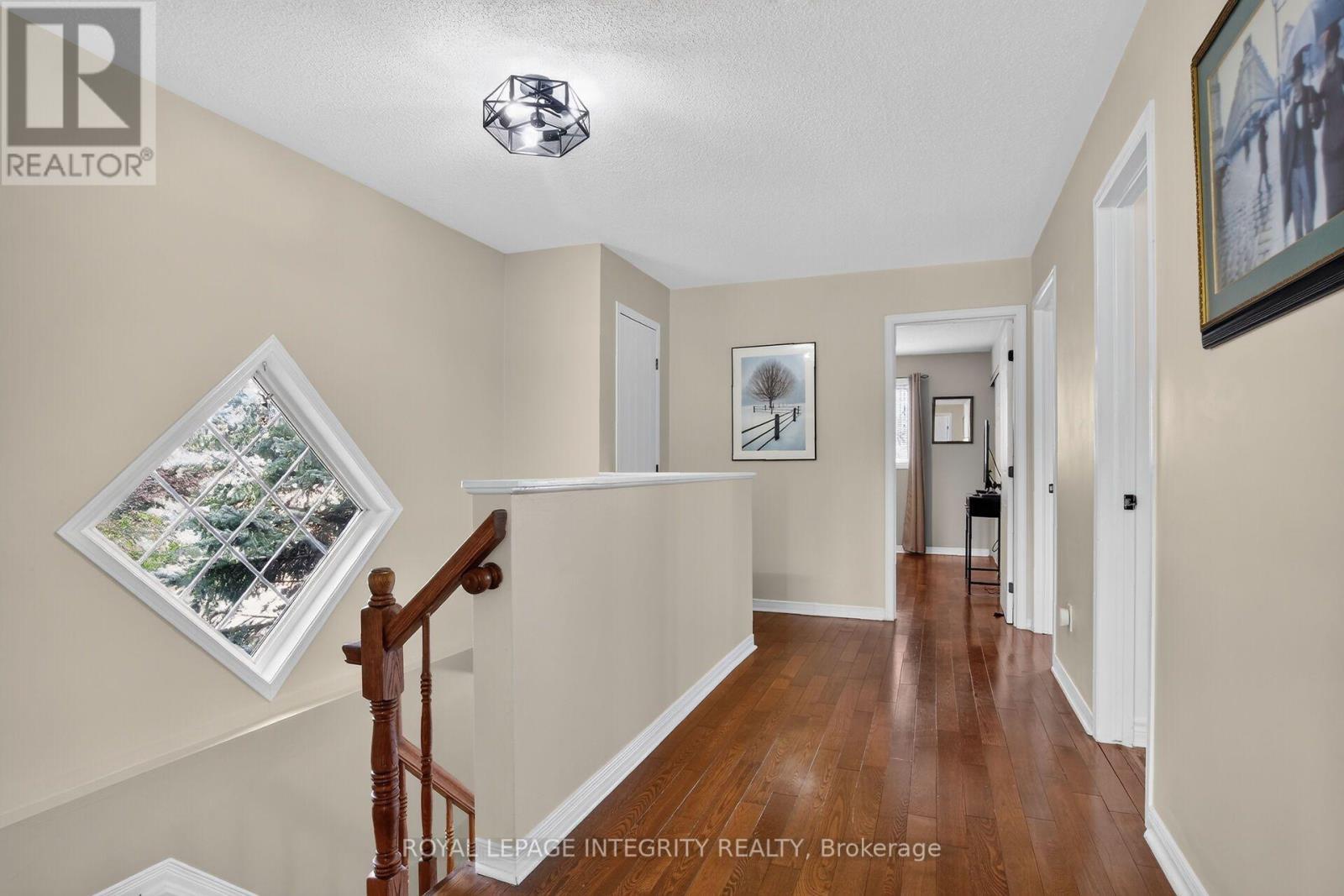 1 Chantilly Gate, Ottawa, ON