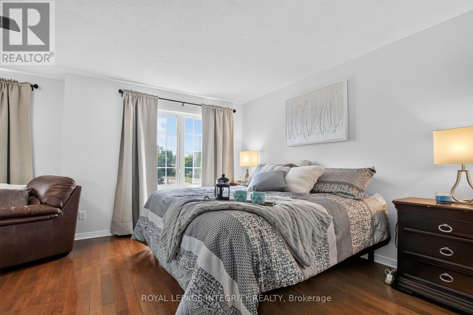1 Chantilly Gate, Ottawa, ON