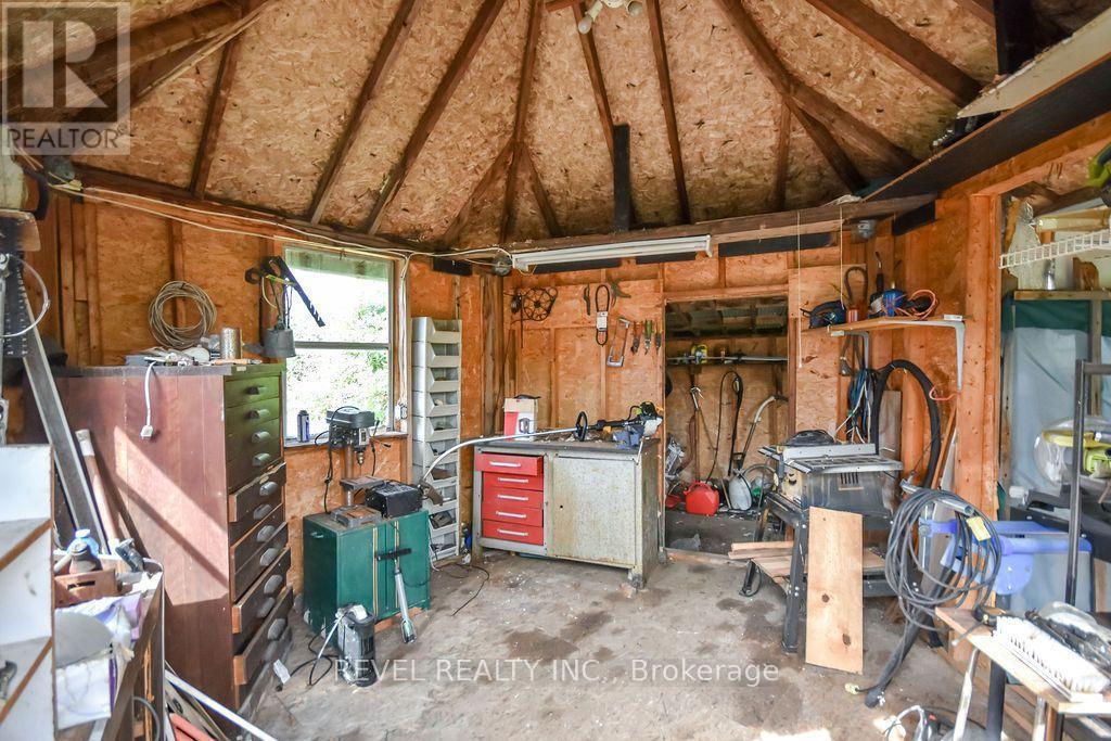 10923 Provincial Hwy 11 Highway, Severn, ON