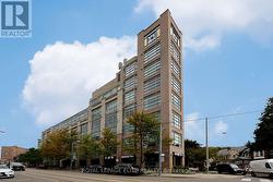 405 - 437 RONCESVALLES AVENUE Toronto, ON M6R 3B9