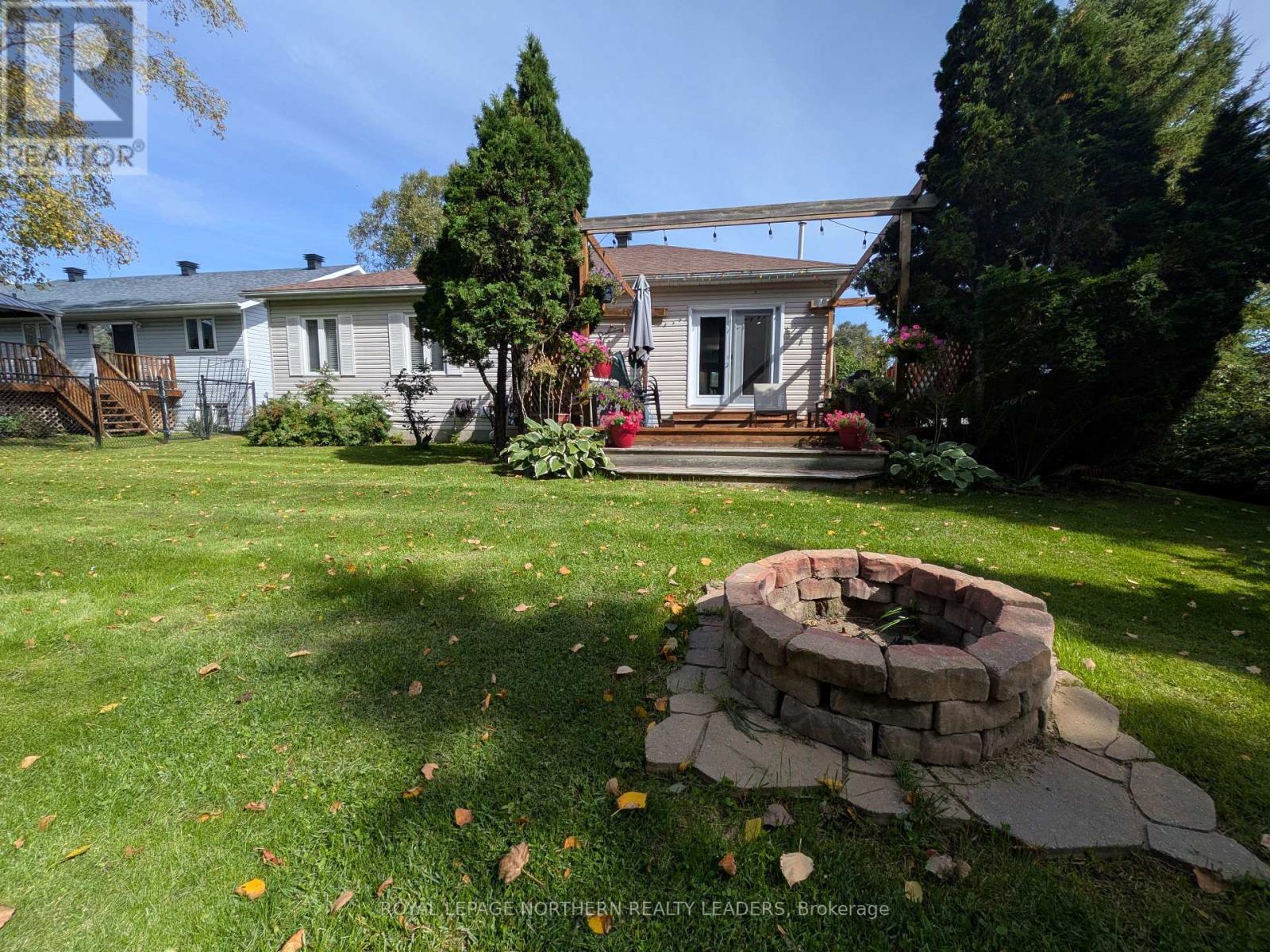 23 Pleasant Avenue, Timmins (Mtj - Beaurivage), ON