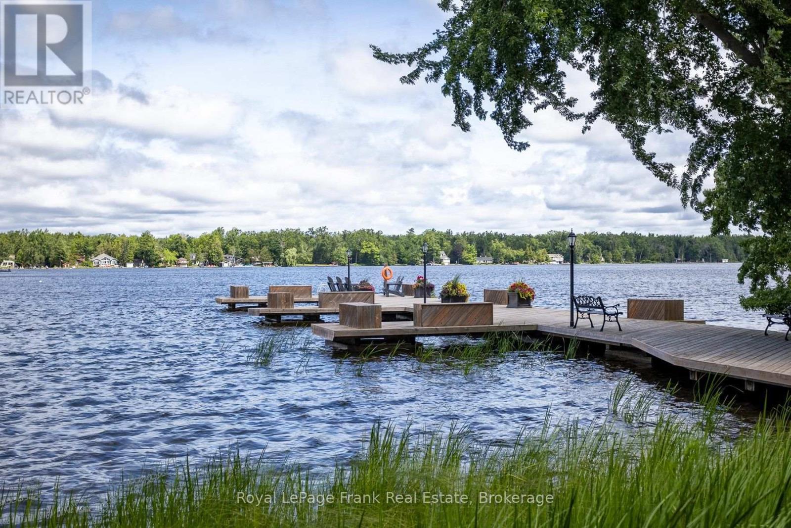 DOCK MARINA - 3 Ports Drive, Kawartha Lakes (Bobcaygeon), ON