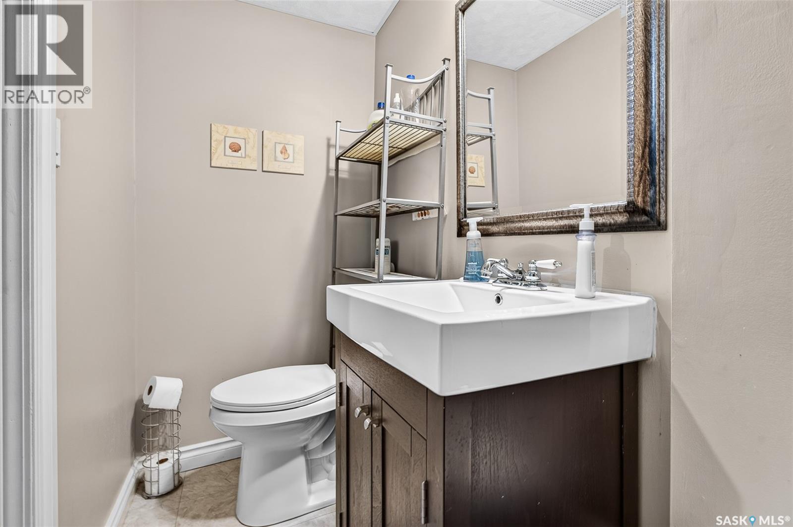 1225 Grafton Avenue, Moose Jaw, SK