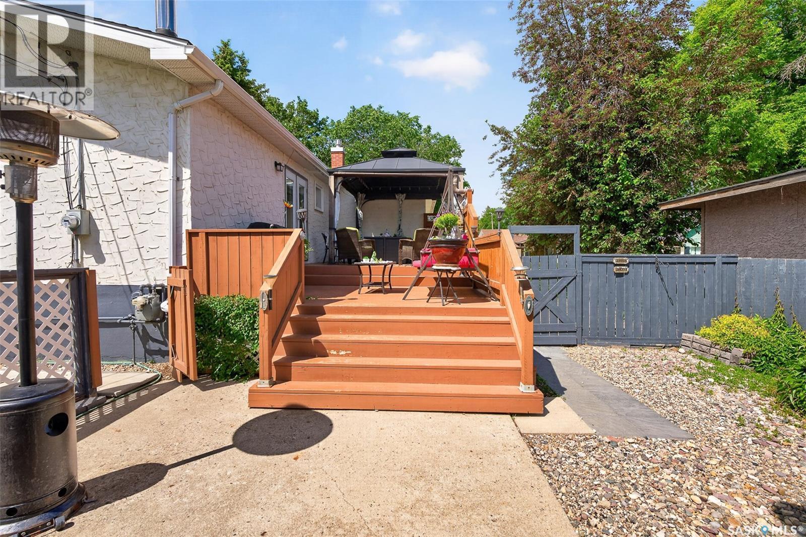 1225 Grafton Avenue, Moose Jaw, SK