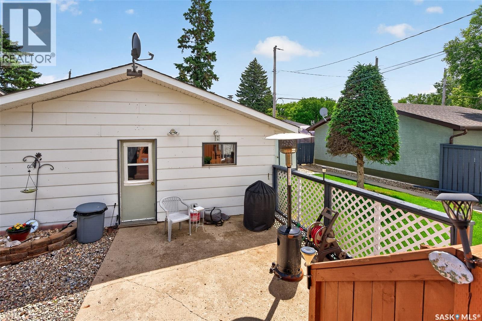 1225 Grafton Avenue, Moose Jaw, SK