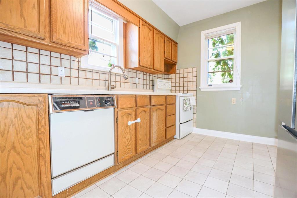 427 Truro Street, Winnipeg, MB