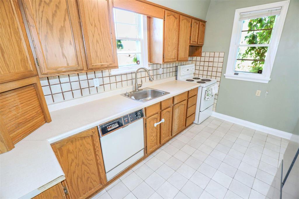 427 Truro Street, Winnipeg, MB