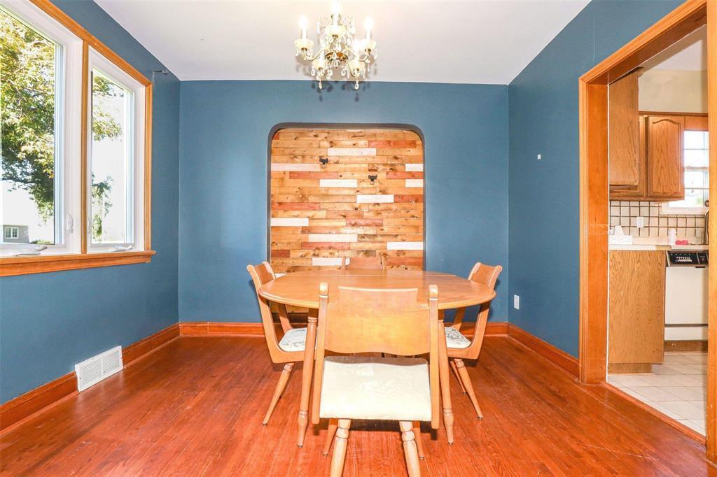 427 Truro Street, Winnipeg, MB