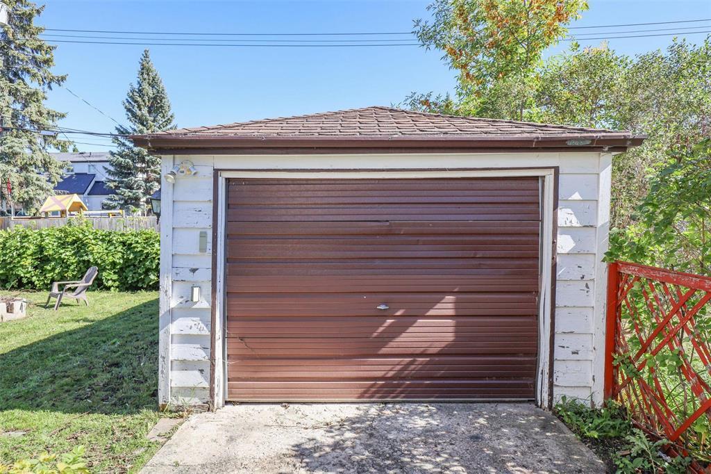 427 Truro Street, Winnipeg, MB