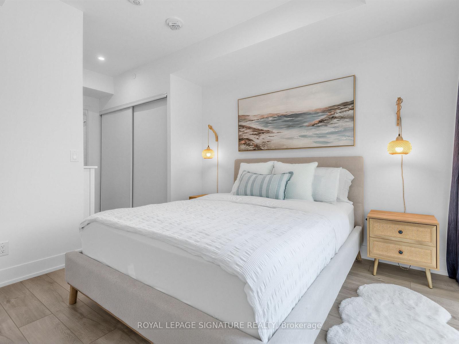 204-1316 Kingston Road, Toronto, ON