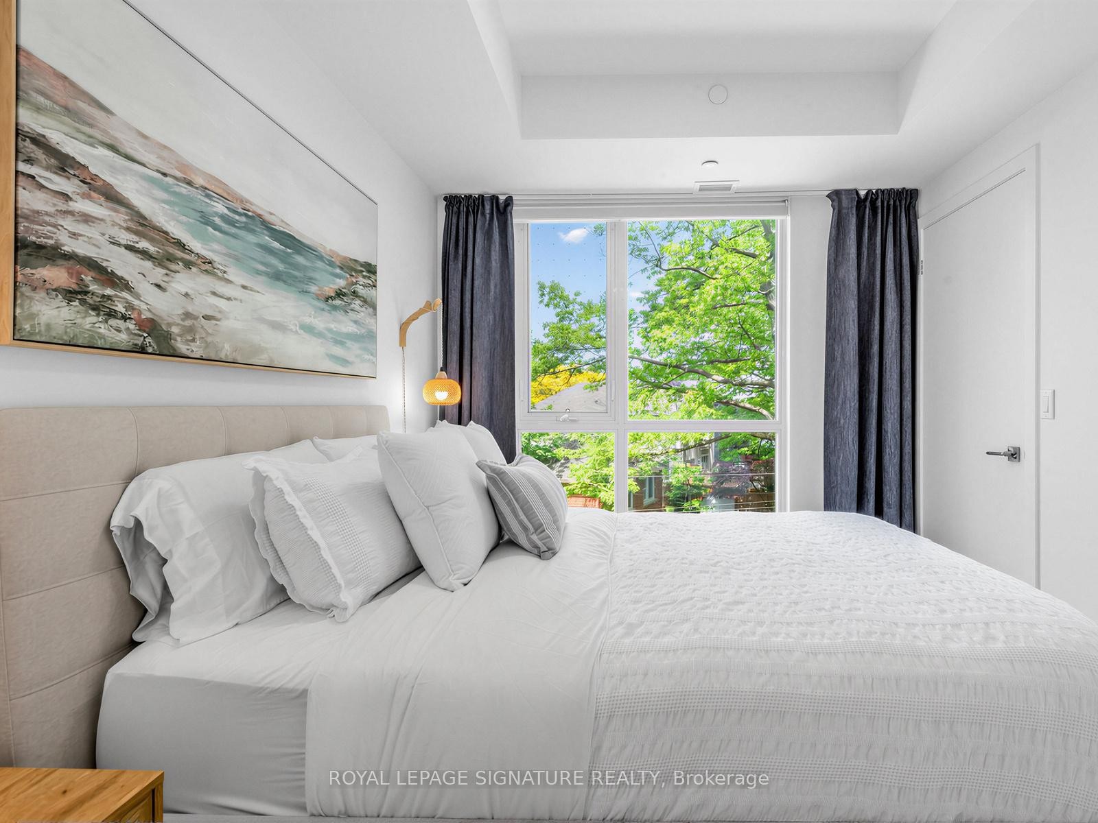 204-1316 Kingston Road, Toronto, ON