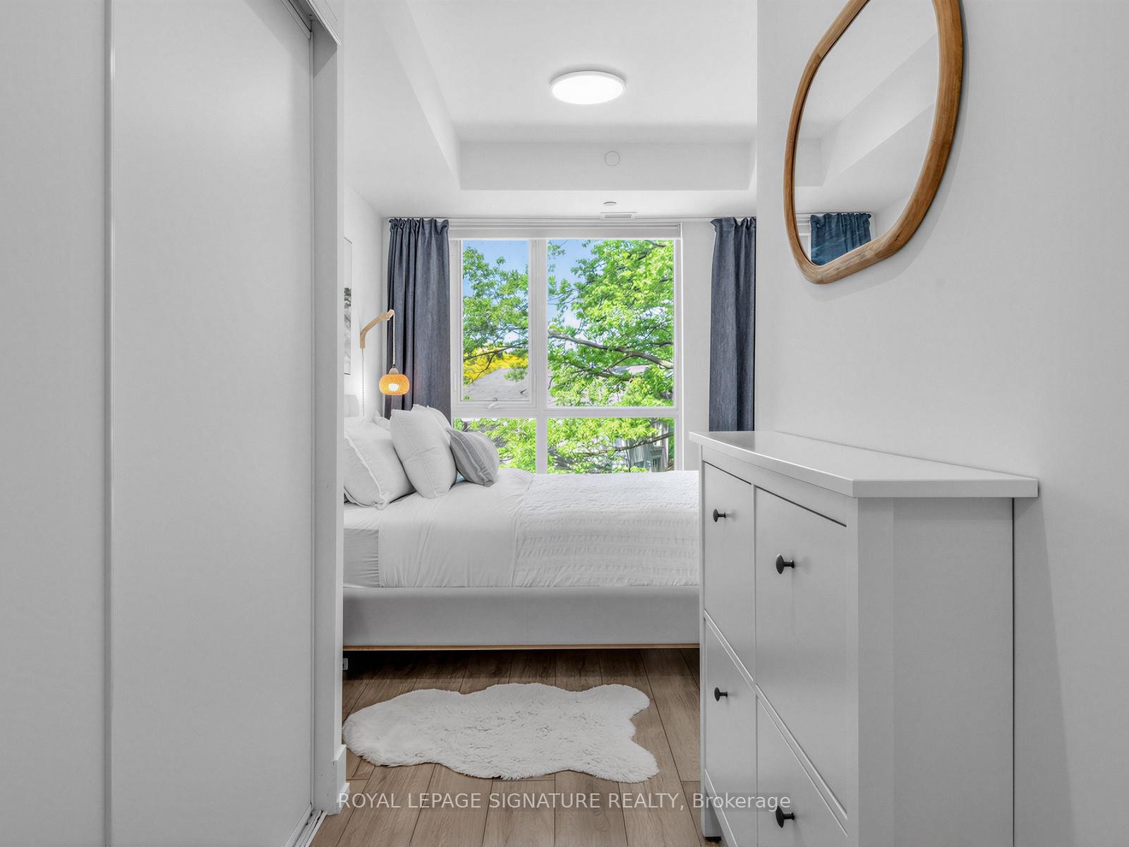 204-1316 Kingston Road, Toronto, ON