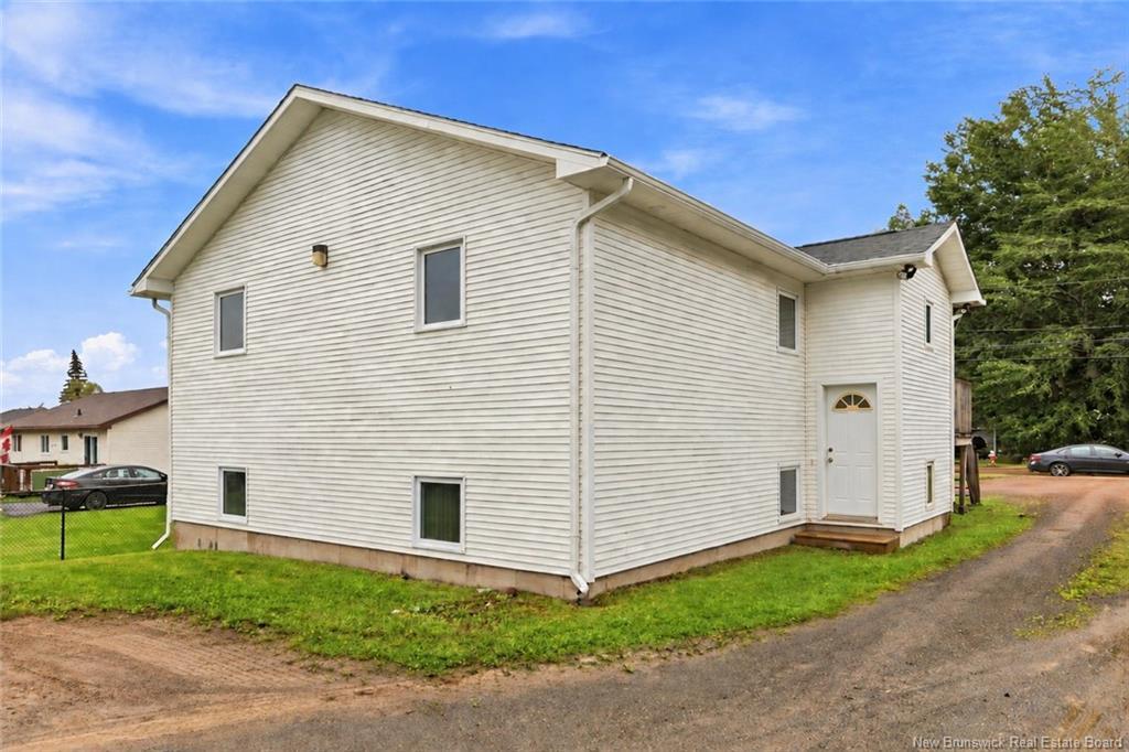 36 Lorette St, Dieppe, NB