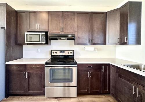 18 Sablewood Rd, Winnipeg, MB 