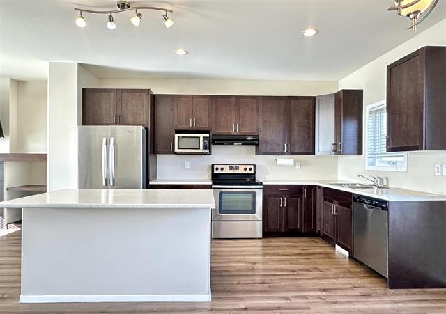 18 Sablewood Rd, Winnipeg, MB