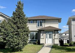 18 Sablewood RD Winnipeg, MB R3Y 0J6