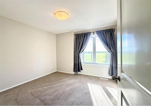 18 Sablewood Rd, Winnipeg, MB 