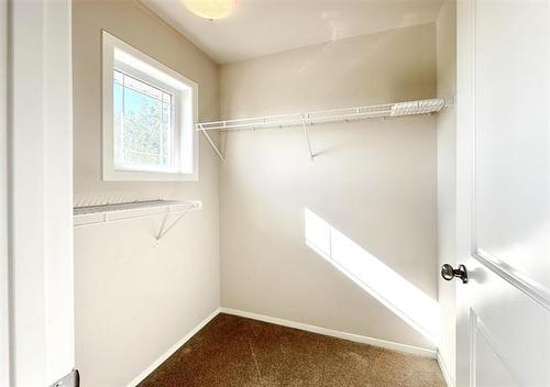 18 Sablewood Rd, Winnipeg, MB 
