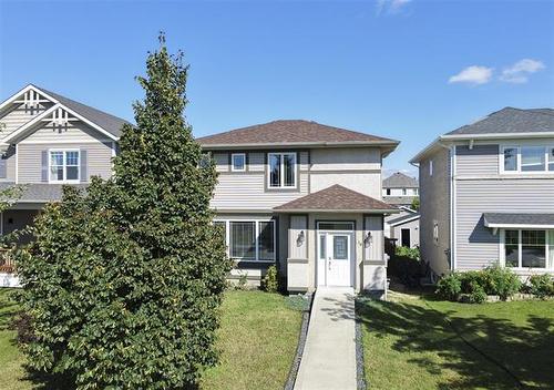 18 Sablewood Rd, Winnipeg, MB 