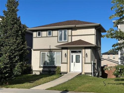 18 Sablewood Rd, Winnipeg, MB 