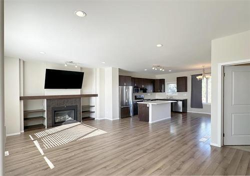18 Sablewood Rd, Winnipeg, MB 
